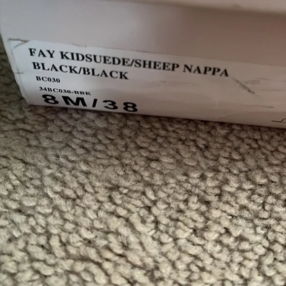 BCBG black heels - Picture 3 of 10